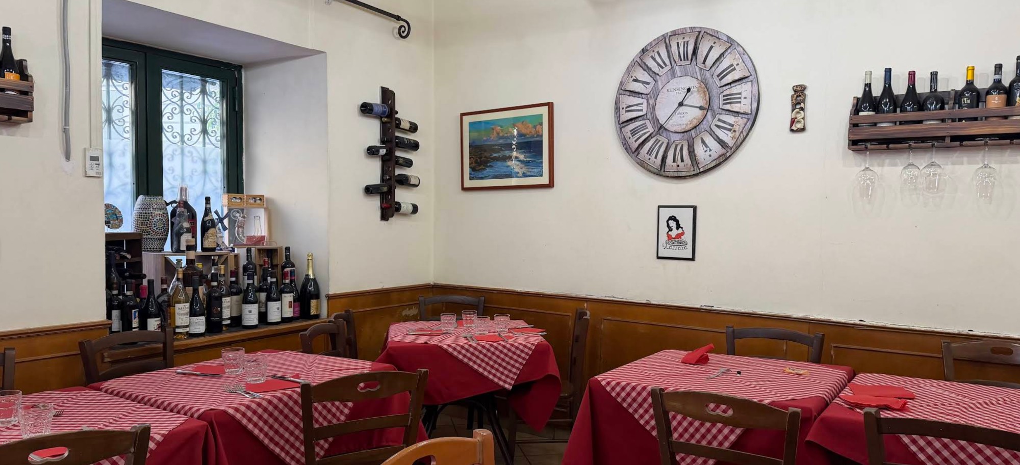 Taverna La Lazzara tradizionale napoletana Napoli
